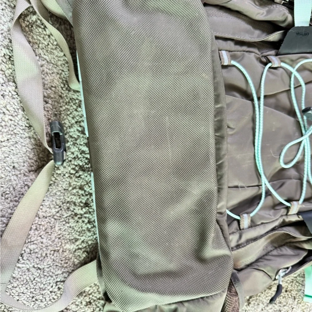 The North Face Borealis Backpack - Picture 5 of 6